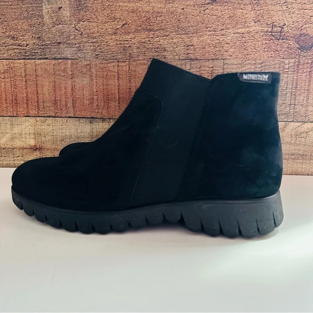 Mephisto World’s Finest Footwear Lyana Black Ankle Boots